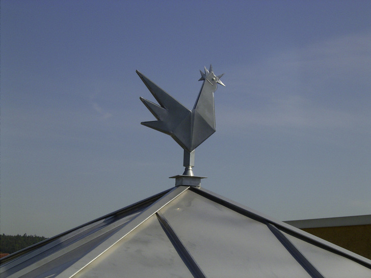 Grat und Dachhuhn aus Edelstahl der Marke Roofinox - © Buck-GmbH
