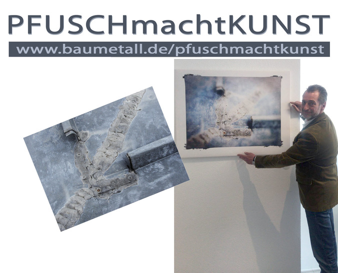 Martin Fischer freut sich in der  Vöhringer M.A.S.C. Zentrale über seinen neuen Kunstdruck - © BAUMETALL
